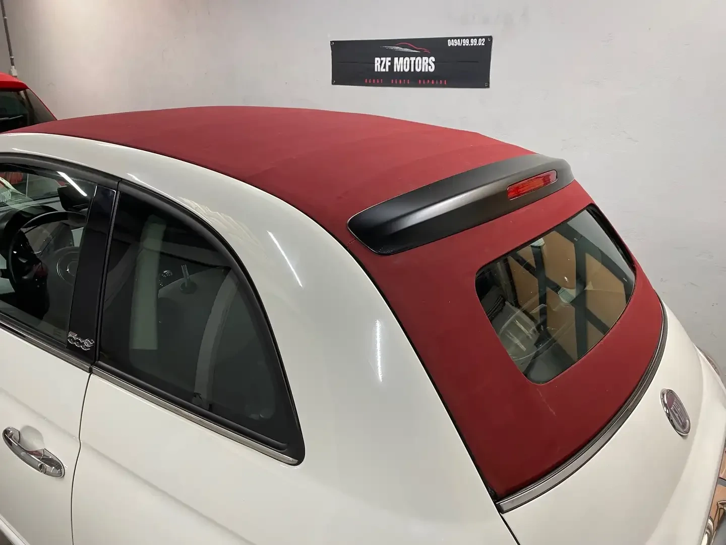 Vue 7 — Véhicule d’occasion Fiat 500C Lounge 2011