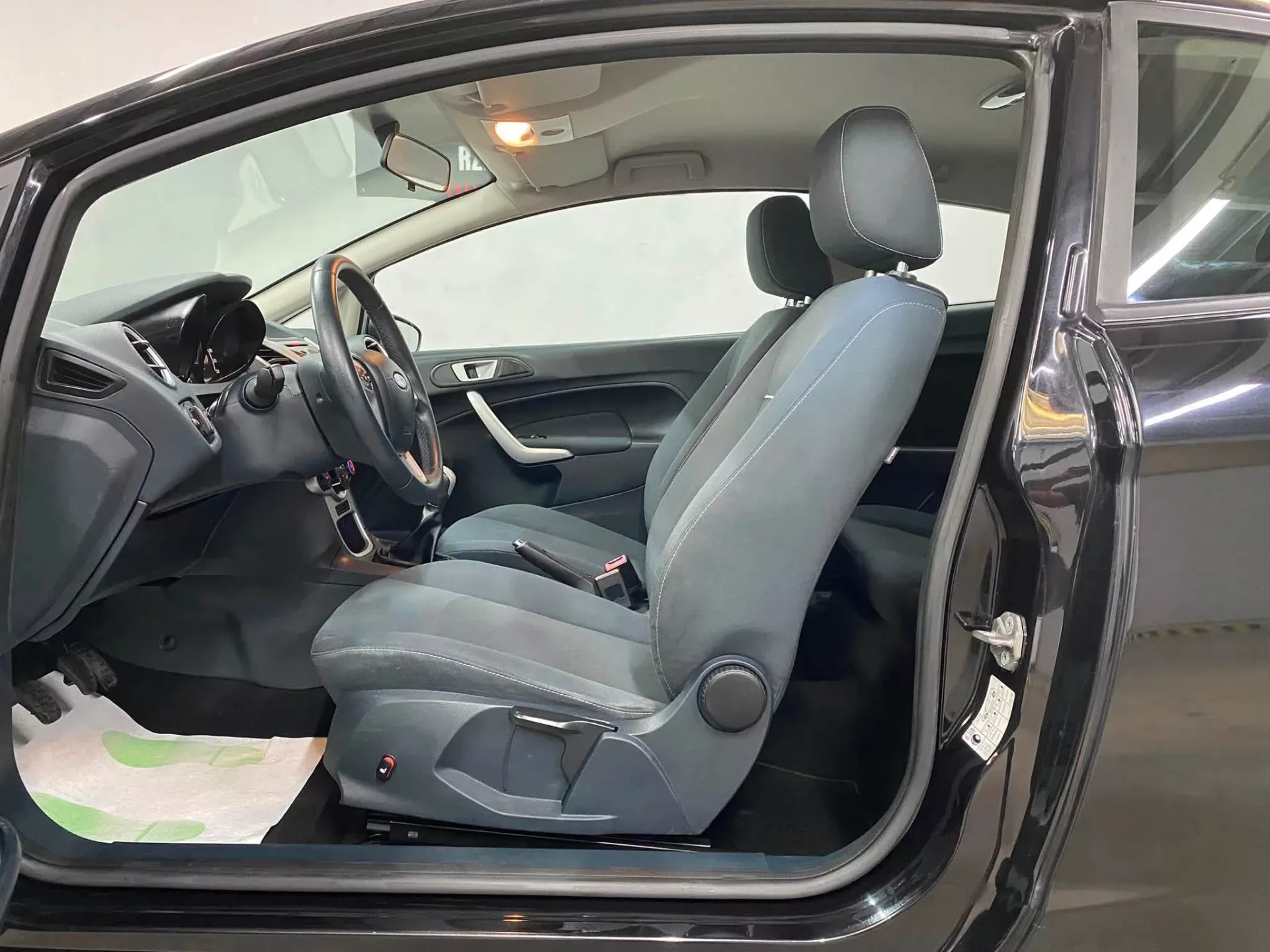 Vue 13 — Véhicule d’occasion Ford Fiesta Titanium 2012