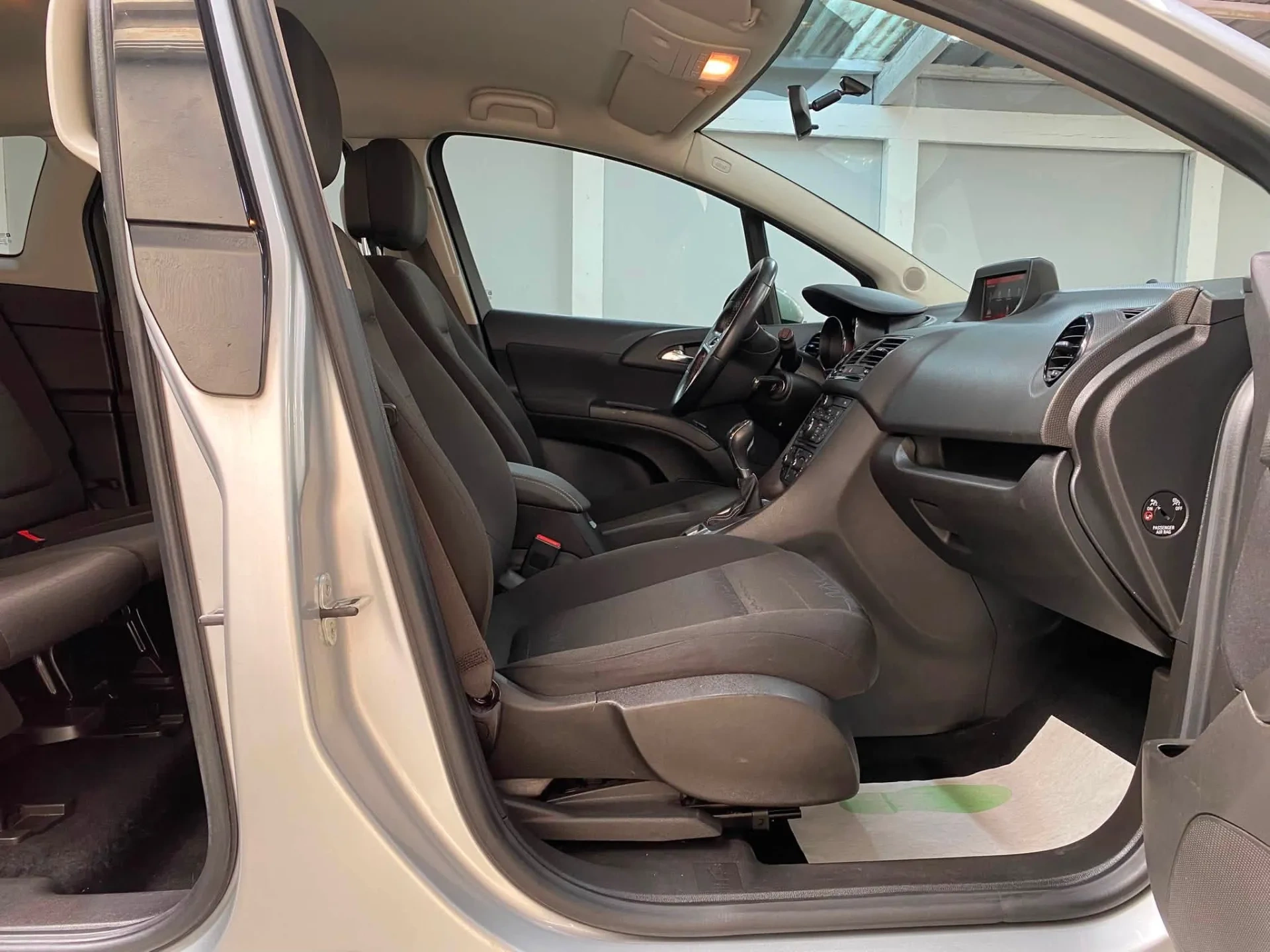Vue 13 — Véhicule d’occasion Opel Meriva Turbo Cosmo 2016