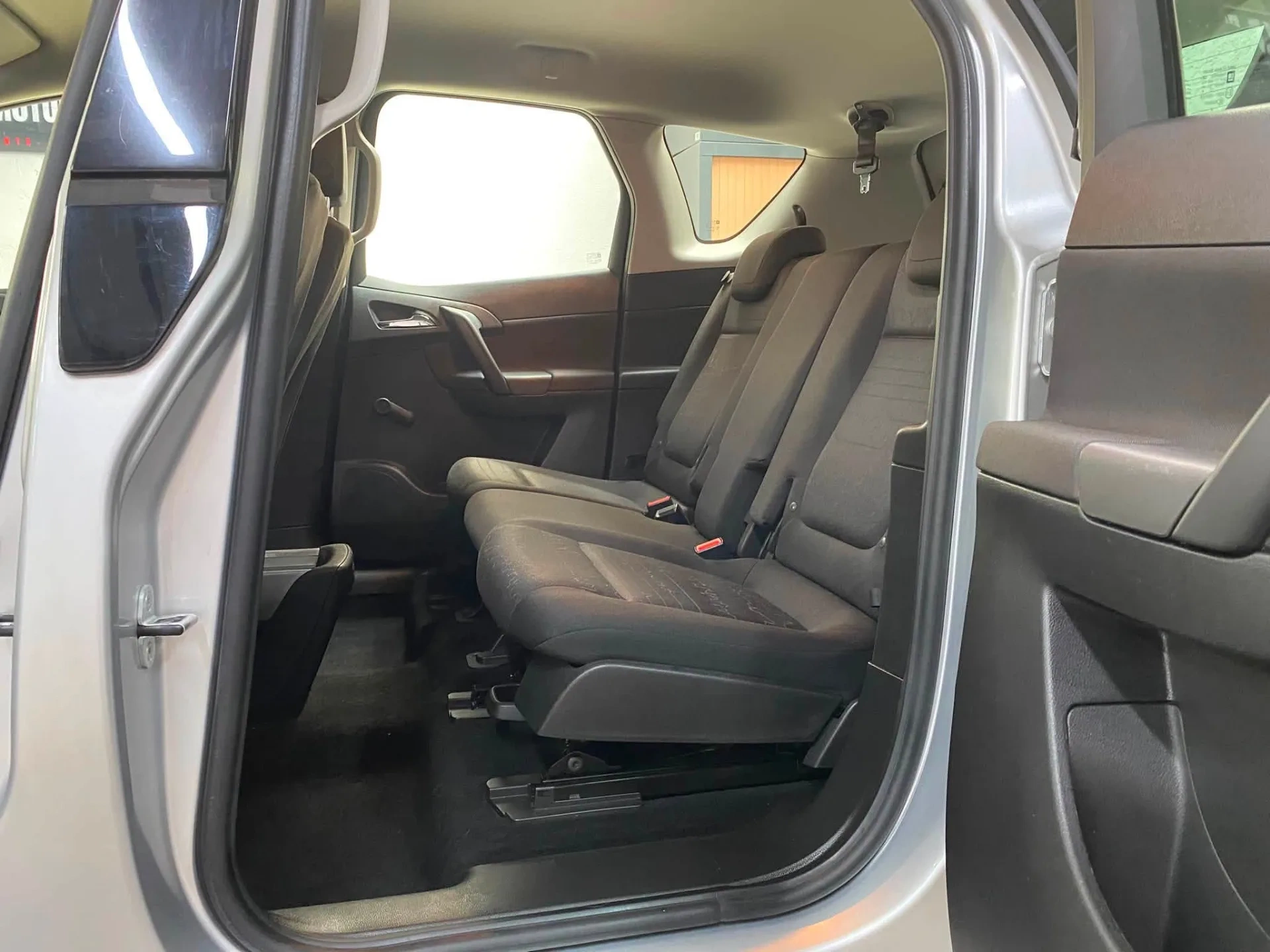 Vue 16 — Véhicule d’occasion Opel Meriva Turbo Cosmo 2016