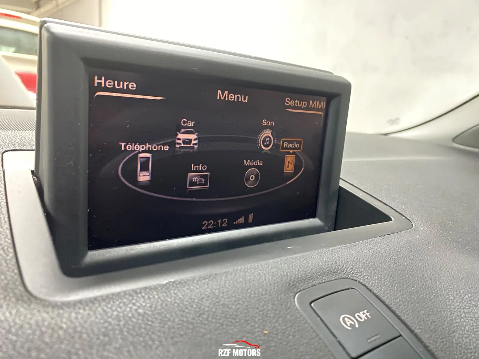 Vue 12 — Véhicule d’occasion Audi A1 S line 2023