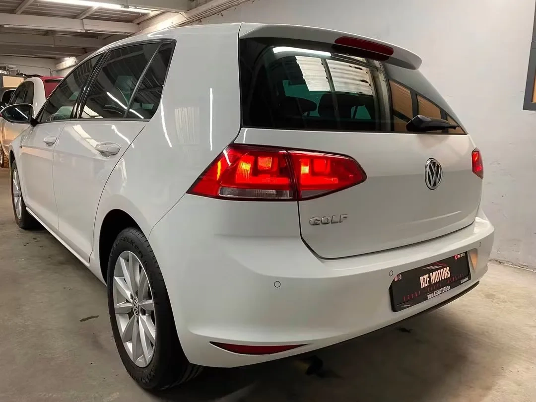 Vue 6 — Véhicule d’occasion Volkswagen Golf Lounge 2016