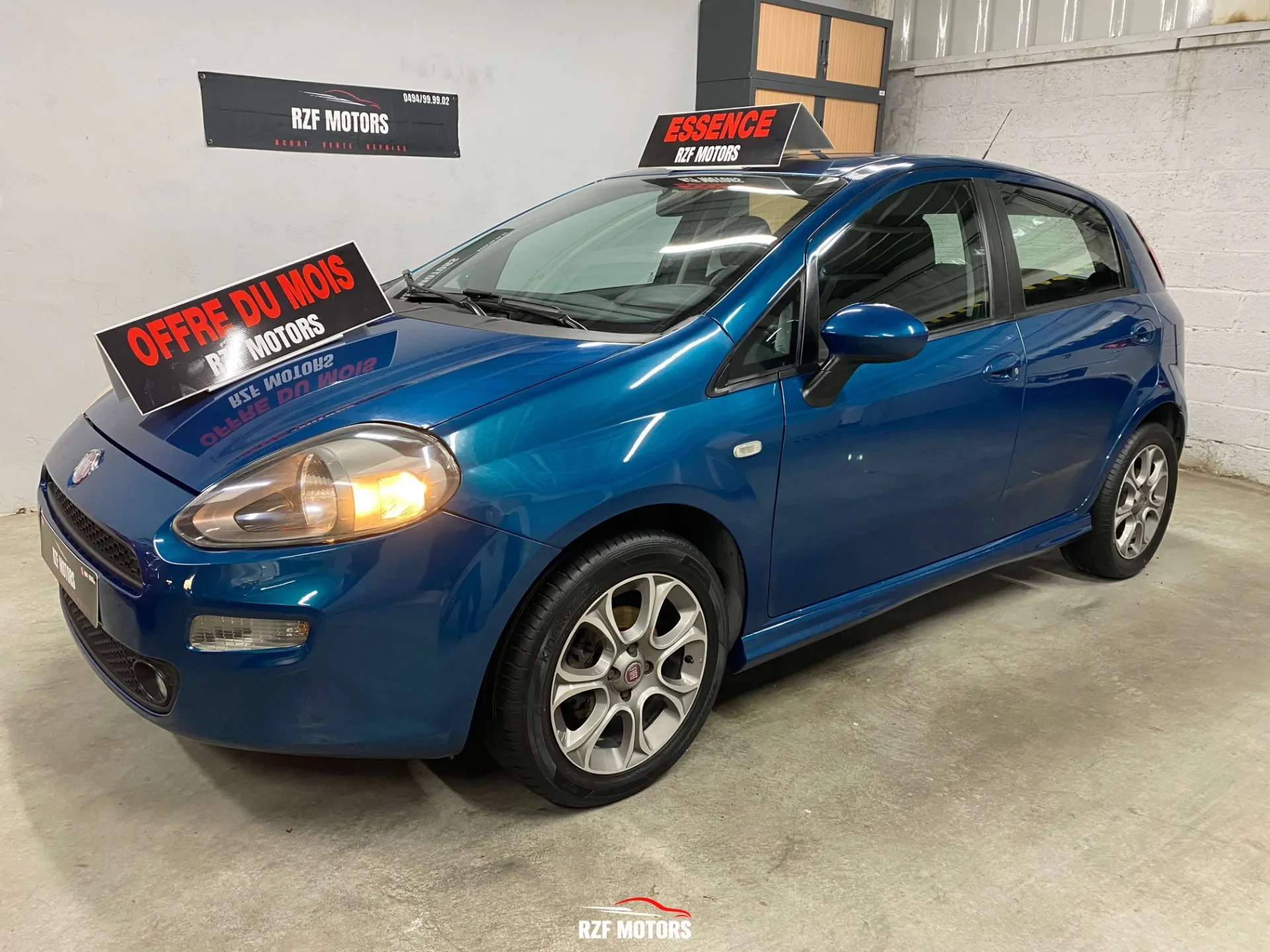 Vue 8 — Véhicule d’occasion Fiat Punto Sport 2012