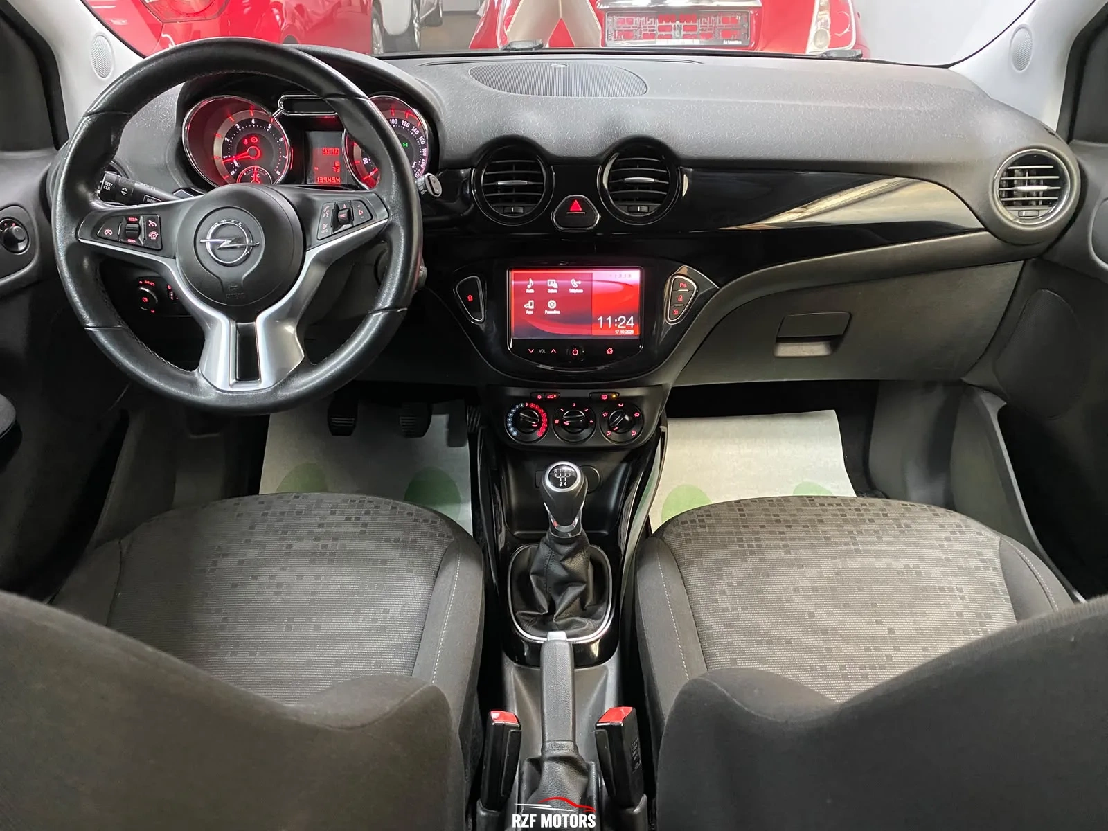 Vue 13 — Véhicule d’occasion Opel Adam Glam 2015