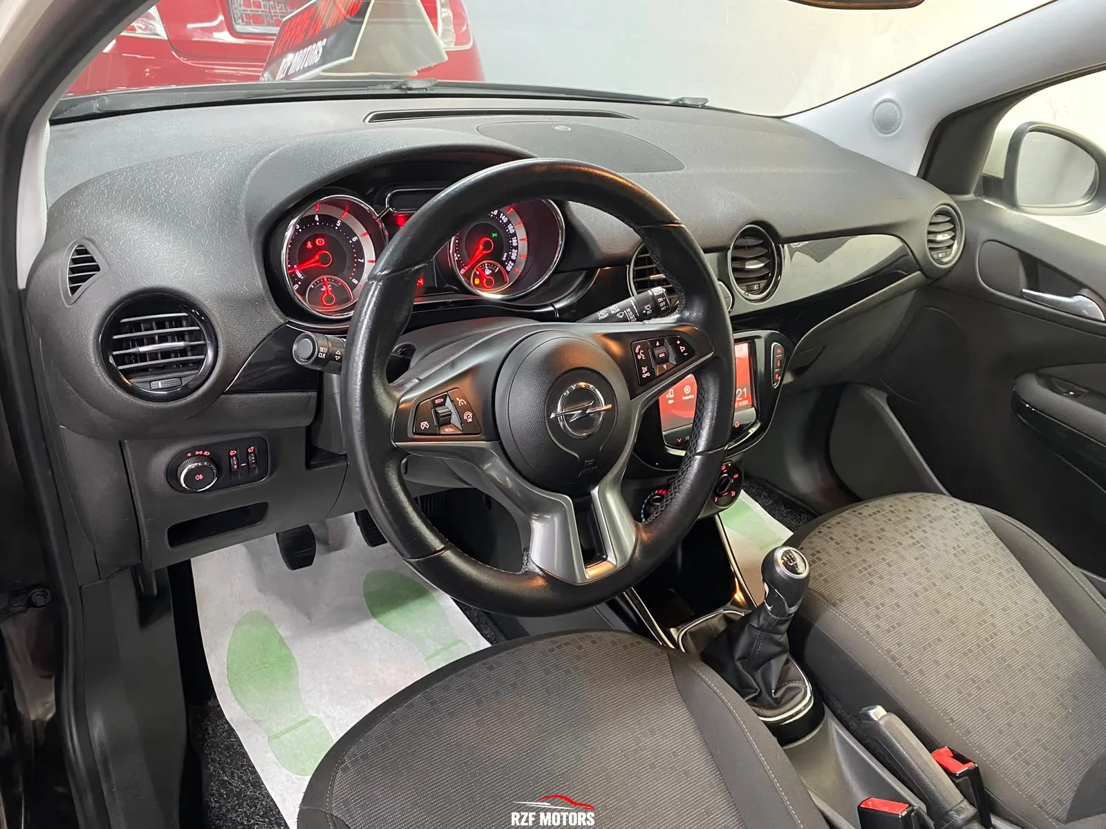 Vue 11 — Véhicule d’occasion Opel Adam Glam 2015