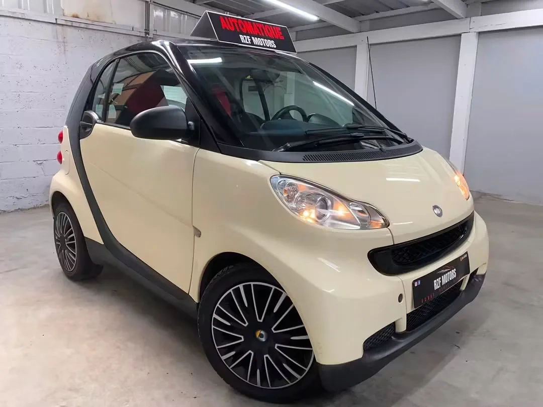 Vue 3 — Véhicule d’occasion Smart Fortwo  2012