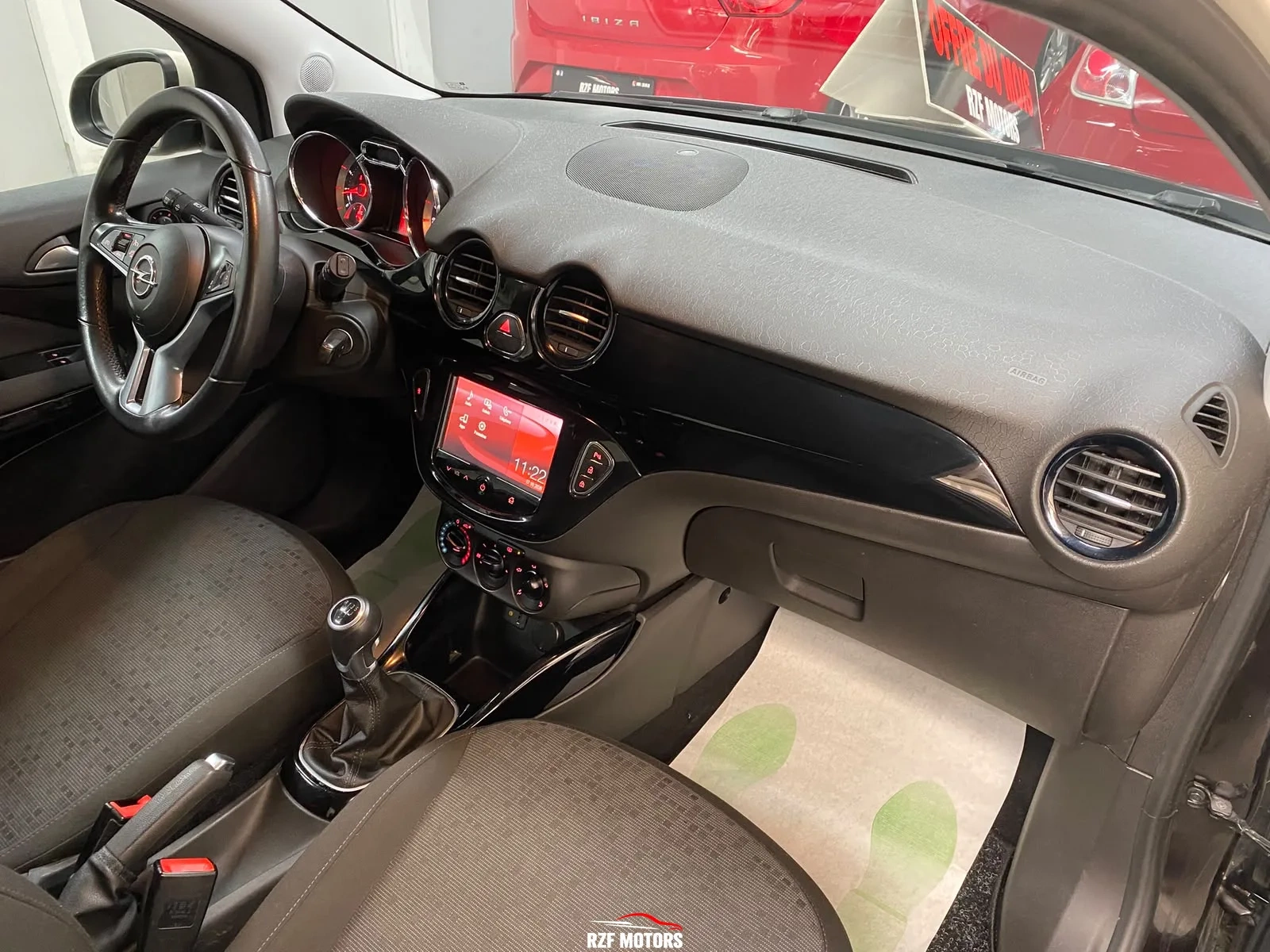 Vue 16 — Véhicule d’occasion Opel Adam Glam 2015