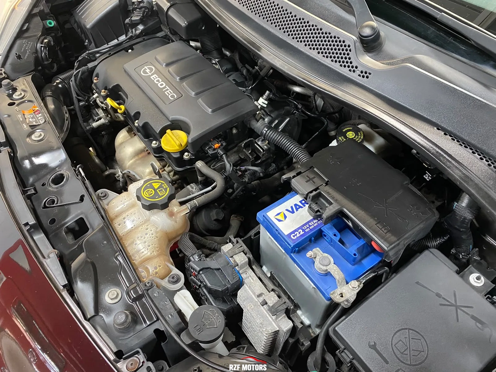 Vue 20 — Véhicule d’occasion Opel Adam Glam 2015