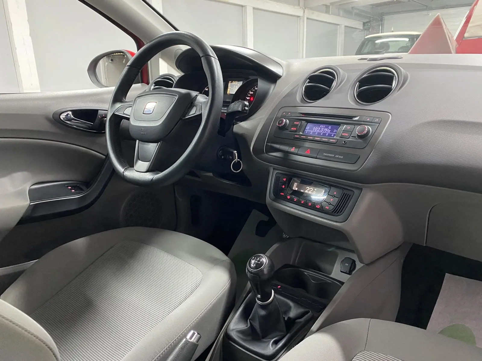Vue 13 — Véhicule d’occasion SEAT Ibiza Style 2013